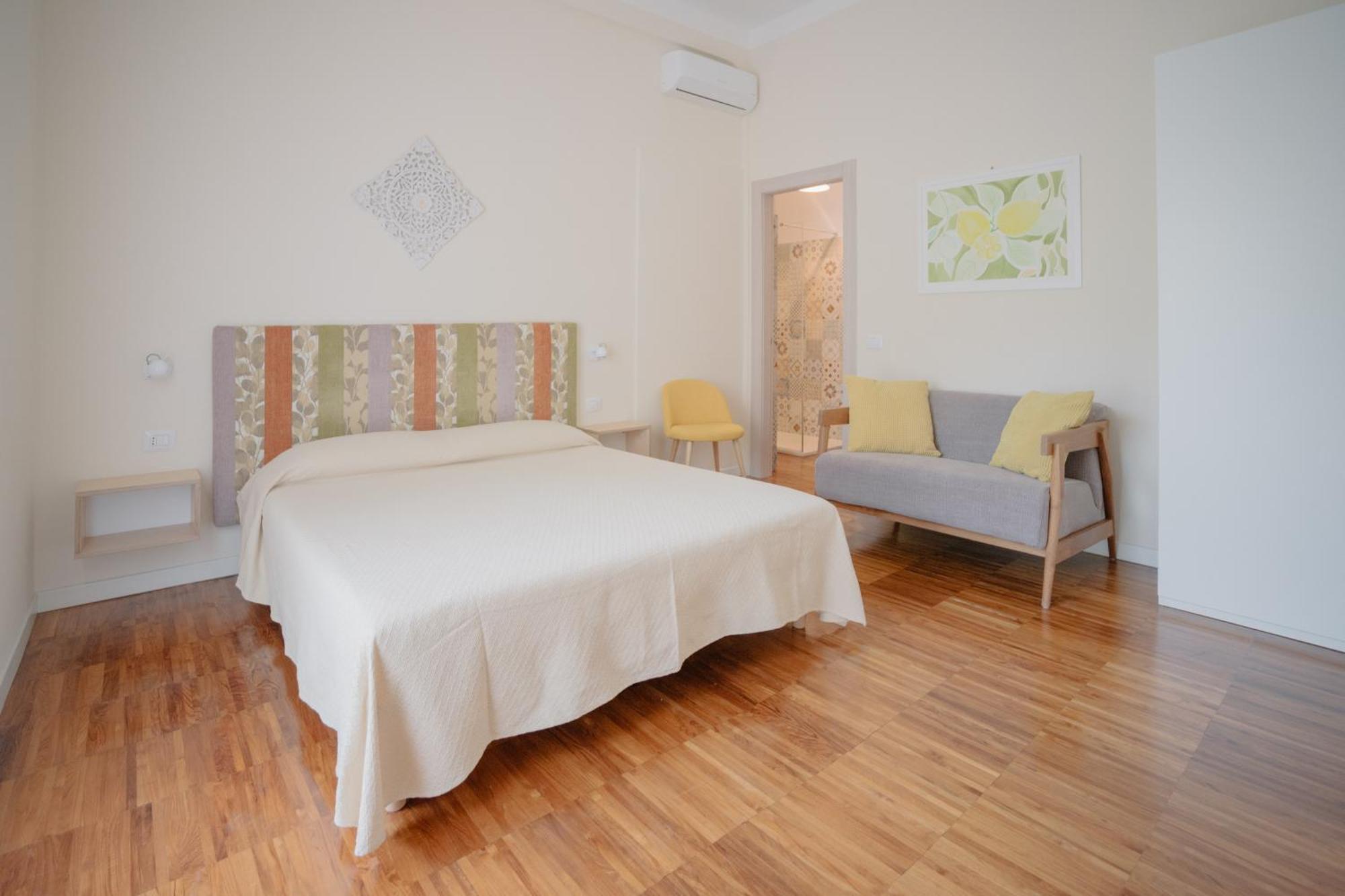 Fiordarancio Room Rental Монтероссо-аль-Маре Экстерьер фото