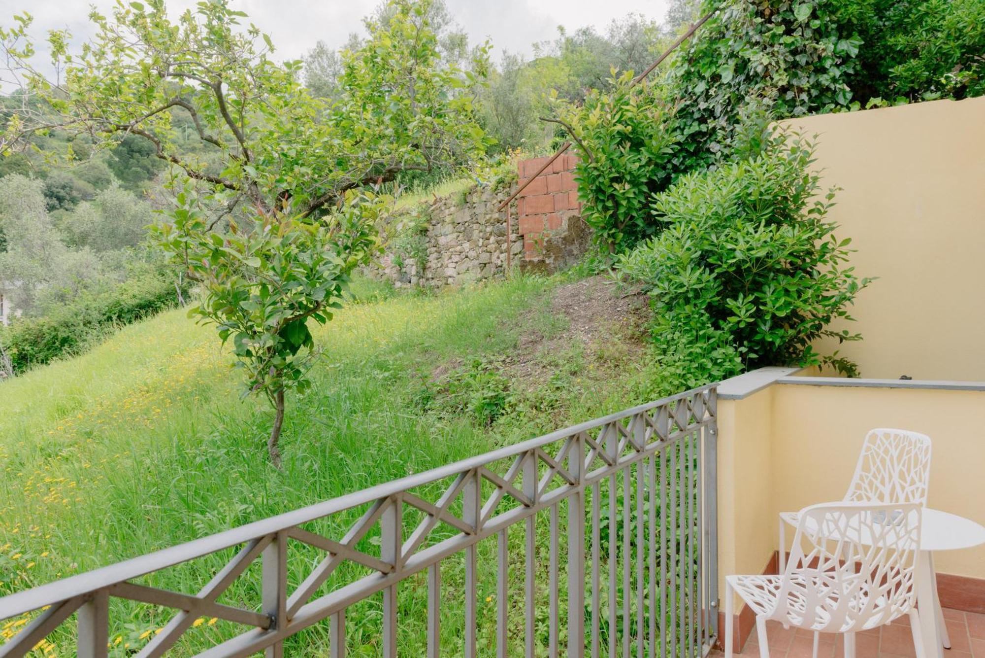 Fiordarancio Room Rental Монтероссо-аль-Маре Экстерьер фото